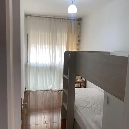 Apartment Apartamento 3 A 50 Metros De La Playa